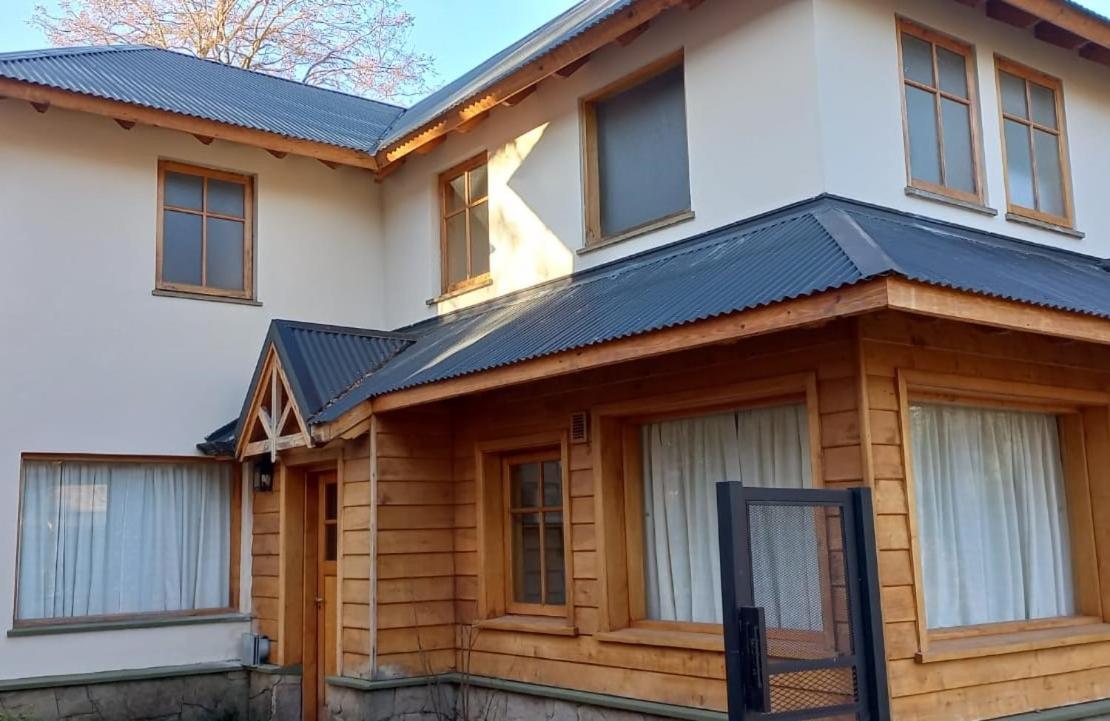 Refugio Del Arroyo Lejlighedshotel San Martín de los Andes Eksteriør billede