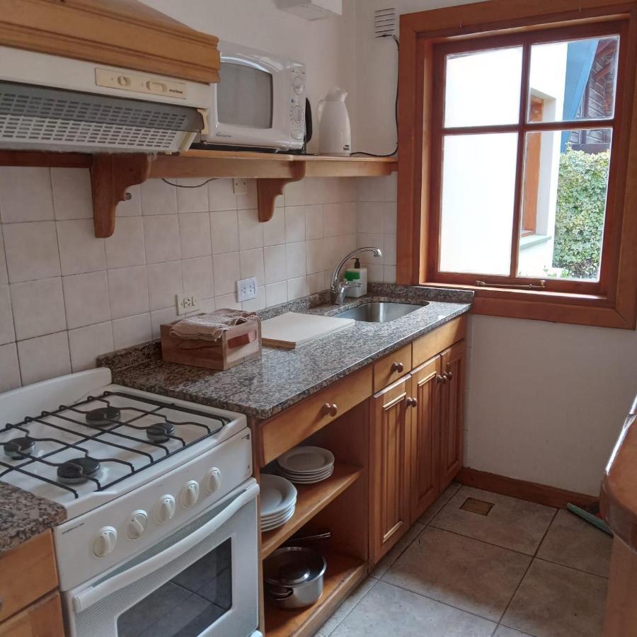 Refugio Del Arroyo Lejlighedshotel San Martín de los Andes Eksteriør billede
